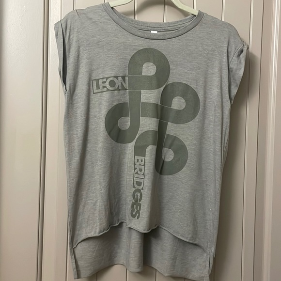 Leon Bridges Concert Tour T-shirt New Sz Small - Picture 1 of 3
